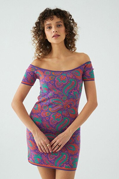 JU Μωβ πλεκτό φόρεμα με λεπτή τιράντα Paisley με σχέδιο