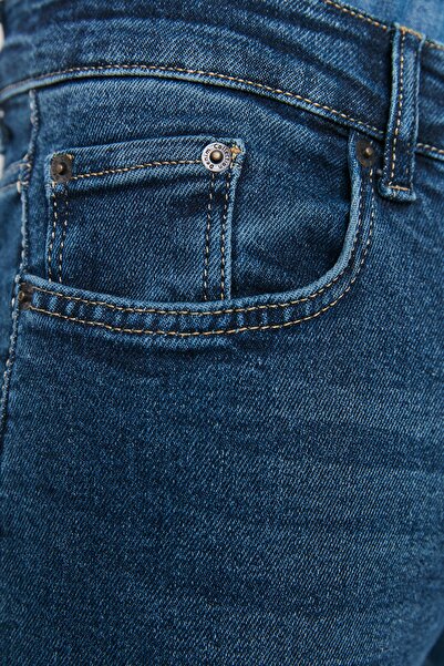 Trendyol Collection Темно-сині джинси скінні з еластичної тканини коричневого відтінку Slim Fit TMNAW23JE00047