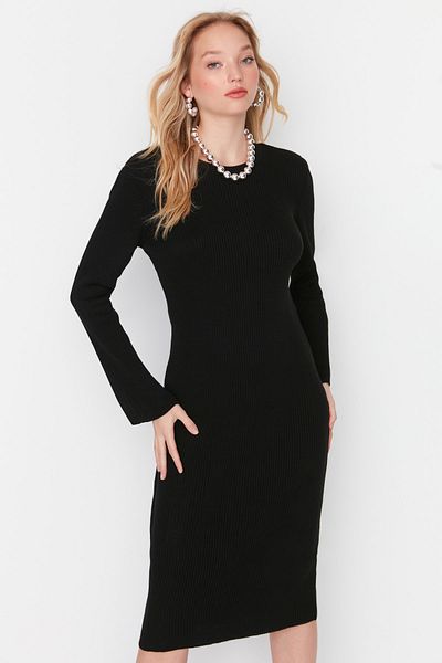 Trendyol Collection Detailní černé šaty z úpletu TWOAW23AU00187