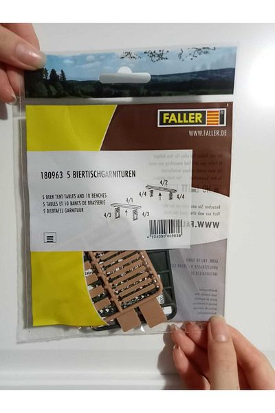 Faller 1:87 Ho Seating Group Table Detail Set Miniature Model-180963