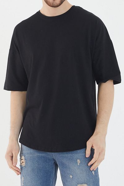 bombe Ανδρικό T-Shirt Μαύρο T-shirt με λεπτομέρεια κομματιού ημι-μεγέθους
