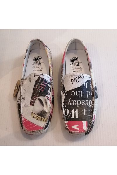 Vronsky Genuine Leather Cracked Multi-Colored Picture Text Printing Crampon Rubber Sole Loafer Shoes