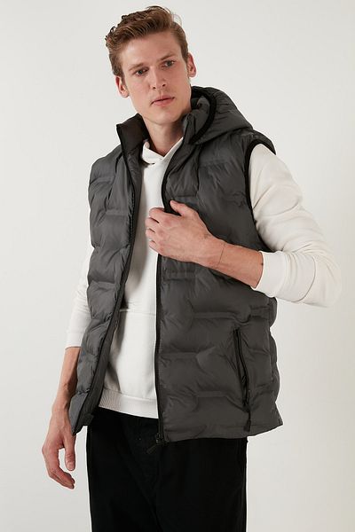 Buratti Hooded Puffer Vest with Zipper Pocket Men's Vest 5760066