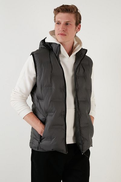 Buratti Hooded Puffer Vest with Zipper Pocket Men's Vest 5760066
