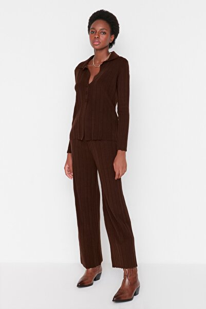 Trendyol Collection Brown Polo Collar Knitwear Top and Bottom Set TWOAW23AU00103