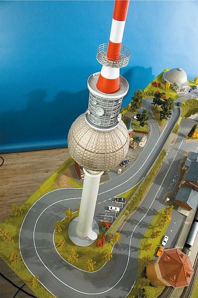 Faller 1:87 Ho Model TV Tower / Berliner Fernsehturm