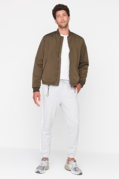 Trendyol Collection Gray Elastic Leg - Regular Cut Sweatpants TMNSS22EA00014