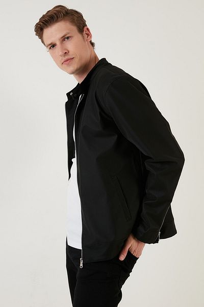 Buratti Thick Lined Banded Collar Coat with Pockets Men's Coat 5711482
