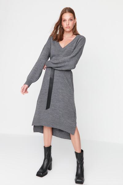 Trendyol Collection Široké antracitové maxi úpletové šaty - Twoaw23El00642