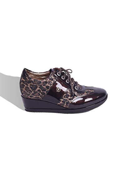 CANES AYAKKABI Kahve Rugan Leopar Bağcıklı Spor Ayakkabı