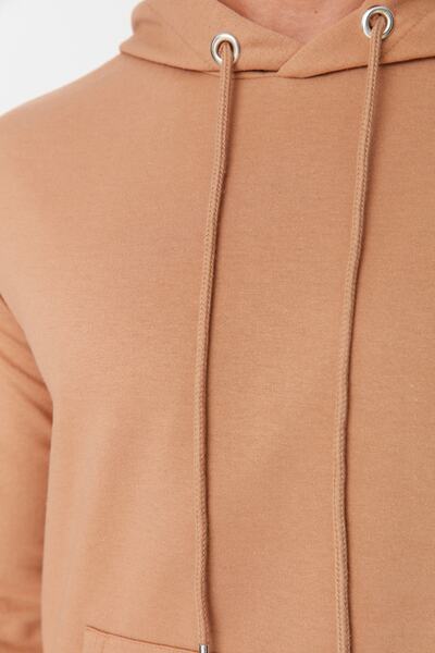 Trendyol Collection Светлокафяв суитшърт с качулка и дълъг ръкав - стандартна кройка TMNAW20sw0162