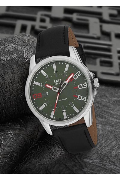 Q&Q Men's Leather Wristwatch Gu70