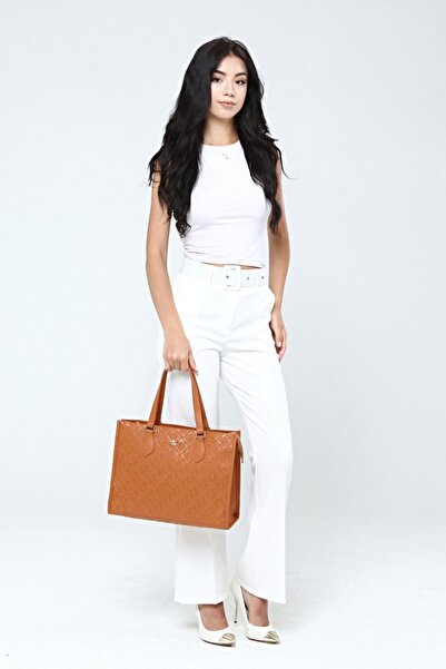 Cacharel حقيبة يد نسائية - تصميم أنيق ومفيد