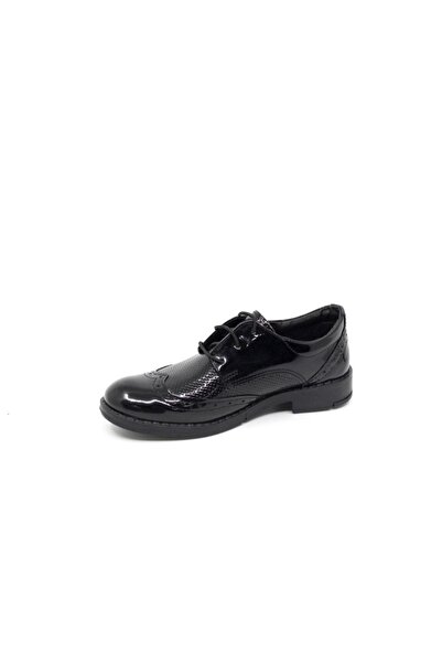 Zerhan 101 fiú fekete lakkbőr gumifűzős cipő