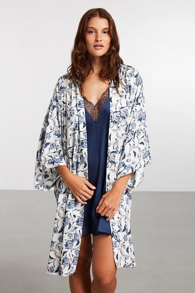 Penyemood Peignoir cu modele florale-2025