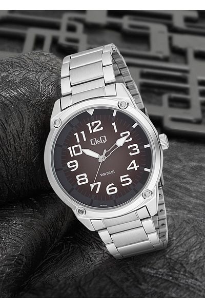 Q&Q Men's Metal Wristwatch Qb10