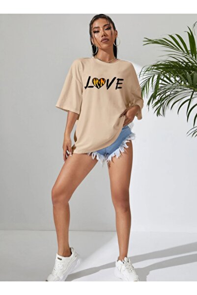 AFROGİYİM Γυναικείο μπλουζάκι σε μπεζ Love printed Oversize