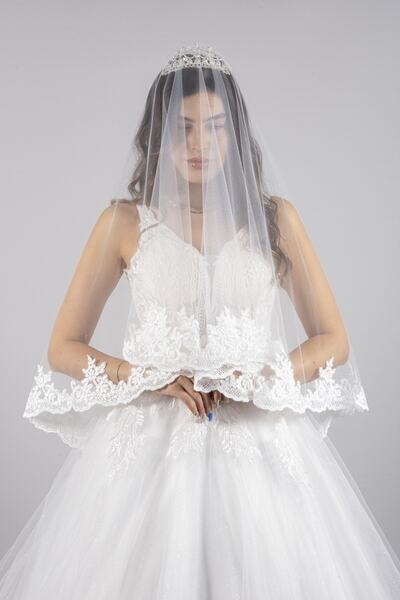 paris in paris Wedding Dress Veil 2 Layers French Lace 1st Quality Silk Tulle Bottom Solid 120 Cm Top Solid 70 Cm