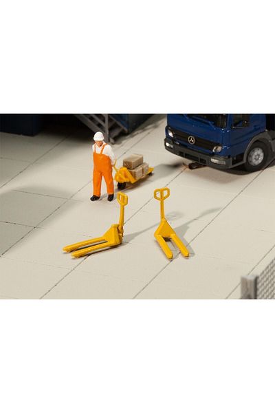 Faller 180915   1/87 Transpallet (2 Pieces) Unassembled Plastic Model