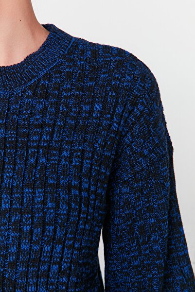 Trendyol Collection Black Gradient Patterned Knitwear Top and Bottom Set TWOAW23AU00191