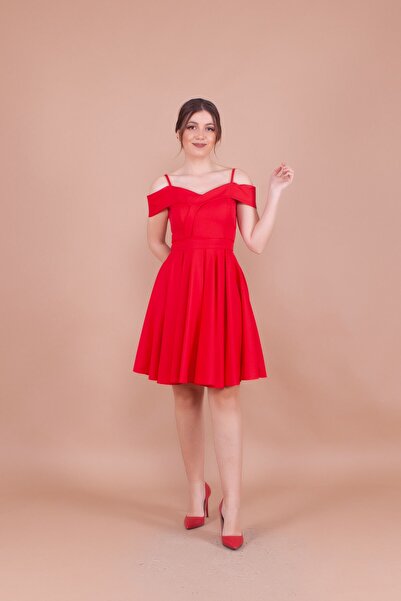 Bidoluelbise Kadın Askılı Düşük Omuz Detay Pileli Mini Boy Elbise