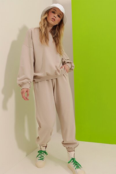 Trend Alaçatı Stili Női Stone Crew nyakú, elasztikus derék és lábú, kétszálas, alapvető tréningruha szett ALC-507-669-001