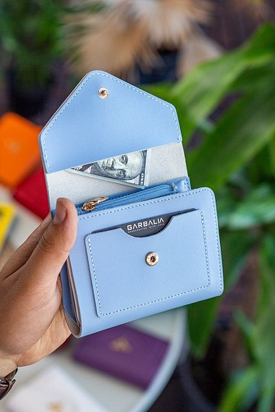 Garbalia Dámská peněženka Colombia Vegan Leather Mini Baby Blue s přihrádkou na mince a spoustou karet