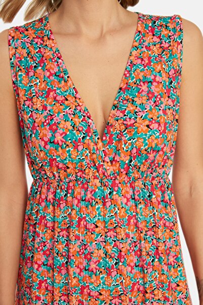 Trendyol Collection Různobarevné pletené šaty Maxi s květinovým vzorem s výstřihem do V bez rukávů A-Line TWOSS22EL1588