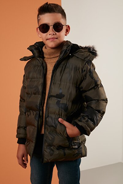 Lela Camouflage Patterned Plush Lined Removable Hooded Winter Coat with Pockets Boys' Coat 57600