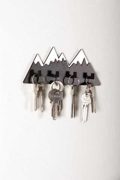 CajuArt Laser Cut Mountain Motif Decorative Keychain Hanger