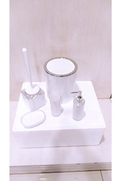 Lossa Σετ μπάνιου Λευκό Χρώμα Μάρκας 5 τεμαχίων με κομψό σχέδιο που θα αλλάξει τον αέρα του μπάνιου σας