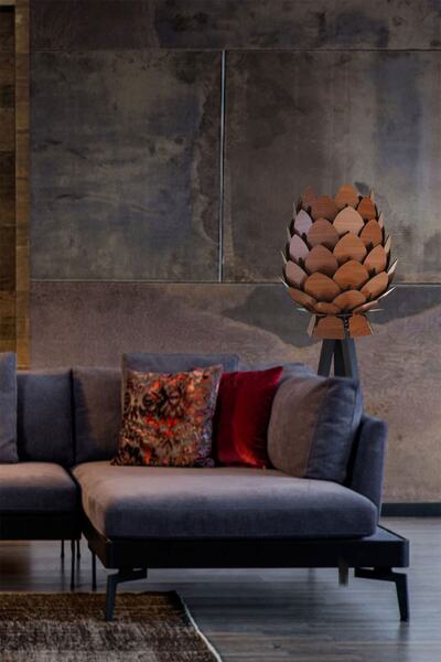 3D SERGİ Lambader - Dekoratif Ahşap Kozalak Lambader Hisar Cevizi / Koyu Kahve Ayak