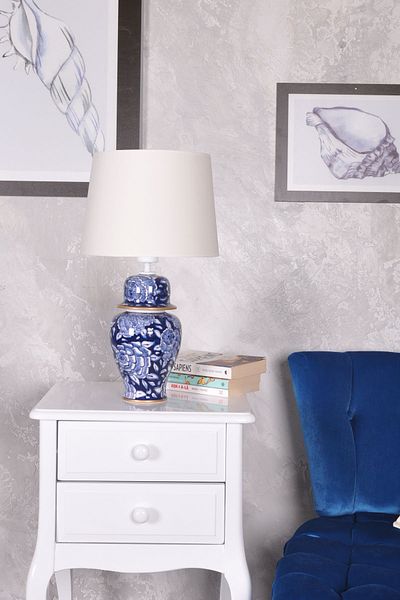Qdec White Rose - Bleu Blanc Shah Vase with Lampshade Combing