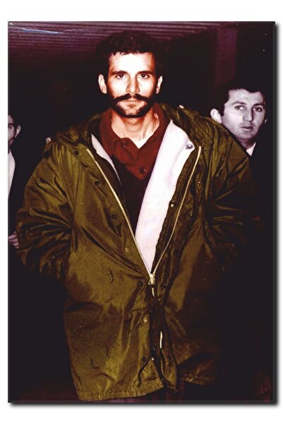 La Vita e Bella Deniz Gezmiş Kanvas Tablo Un-1059