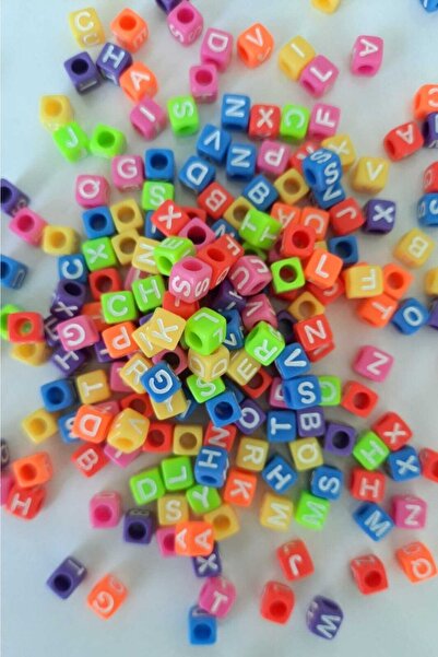 ella'nın çarşısı Mărgele cu litere colorate, 5 X 5 mm Mărgele cu litere color...