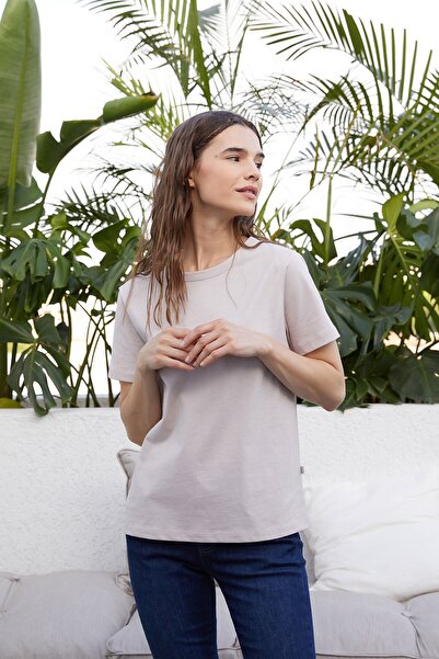 urban focus Edith T-Shirt