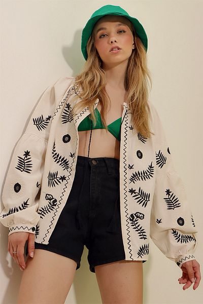 Trend Alaçatı Stili Beigefarbene Leinenjacke mit Blumenmuster und Stickerei für Damen, vorherrschender Kragen, ALC-X8989