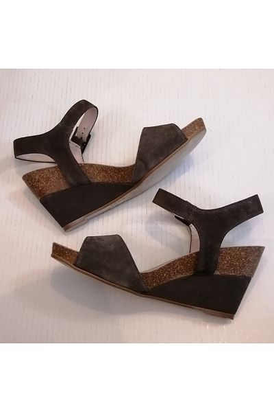 Logan Women's Genuine Suede Khaki Single Front Strap Ankle Bronze Buckle Banded Wedge Heeled Sandals