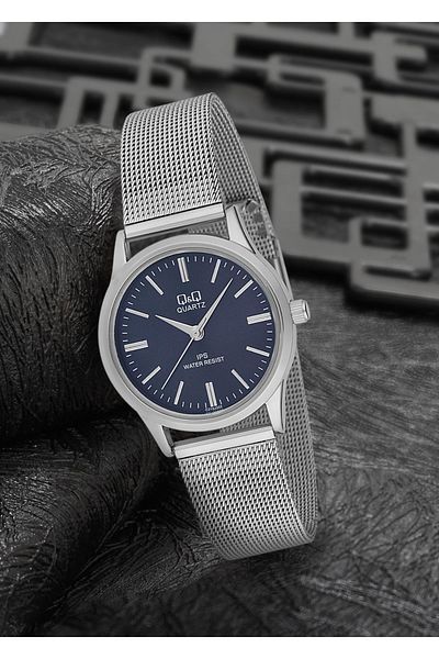 Q&Q Women's Straw Wristwatch Q979h