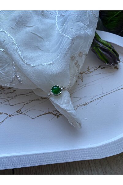 PelvedDesign Round Jade Natural Stone Wire Ring Handmade
