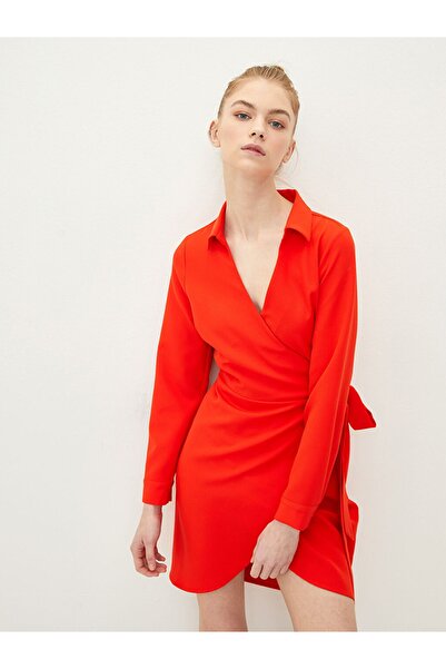 LC Waikiki Dámské šaty Gabardine s rovným dvojitým límcem s dlouhým rukávem