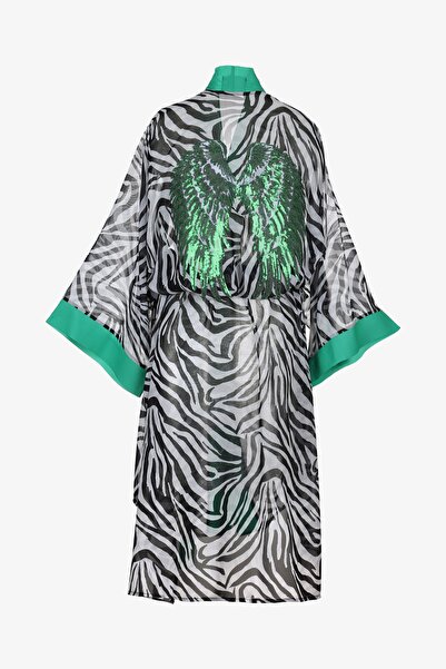 Zebra Desen Şifon Üzeri Yeşil Biye Ve Kuşaklı Arkası Yeşil Melek Kanadı Payetli Kimono Plaj Elbisesi