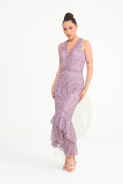 SpringStore فستان سهرة برقبة رسن وظهر وردي