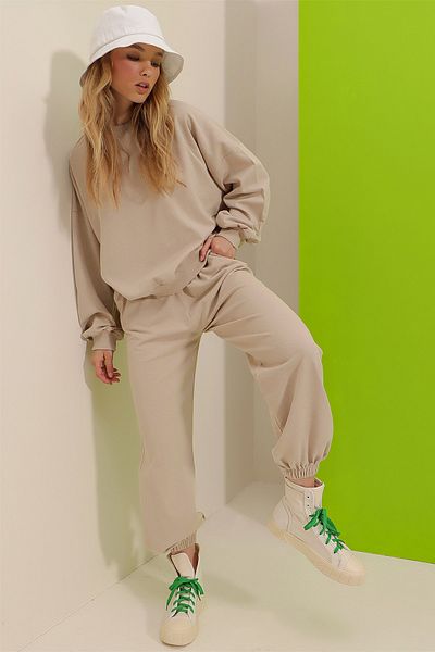 Trend Alaçatı Stili Damen-Trainingsanzug-Set mit Rundhalsausschnitt, elastischer Taille und Beinabschluss, zweifädig, Stein ALC-507-669-001