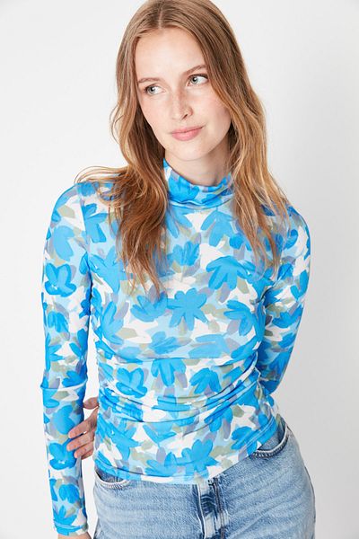 Trendyol Collection Modrá vzorovaná vypasovaná pletená halenka TWOAW23BZ00434