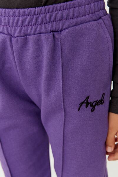 TRENDYOLKIDS Purple Embroidered Jogger Girl's Knitted Sweatpants TKDAW22EA0066