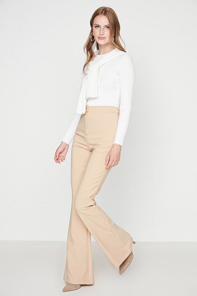 Trendyol Collection Stone Flare - Pantaloni țesuți cu picior spaniol TOFAW19BB0581