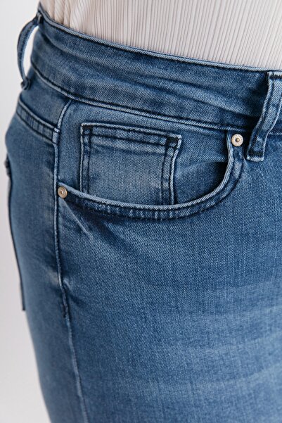 Trendyol Curve Ανοιχτό μπλε ψηλόμεσο στενό πόδι εύκαμπτο Skinny τζιν TBBAW23CJ00032