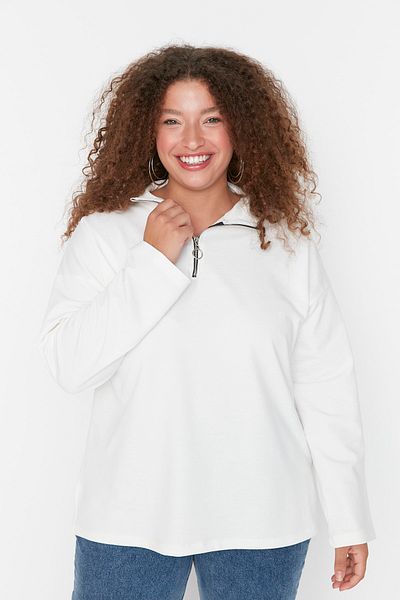 Trendyol Curve Plus Size Sweatshirt - Ecru - Regular fit