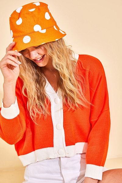 XHAN Orangefarbener, geknöpfter Crop-Cardigan für Damen 2YZK3-12934-11
